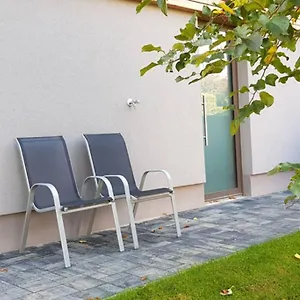 https://suite-with-back-garden.marianskelaznehotels.net