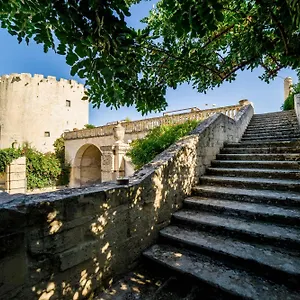 torre-del-parco-1419-dimora-storica.lecce-hotels.com/